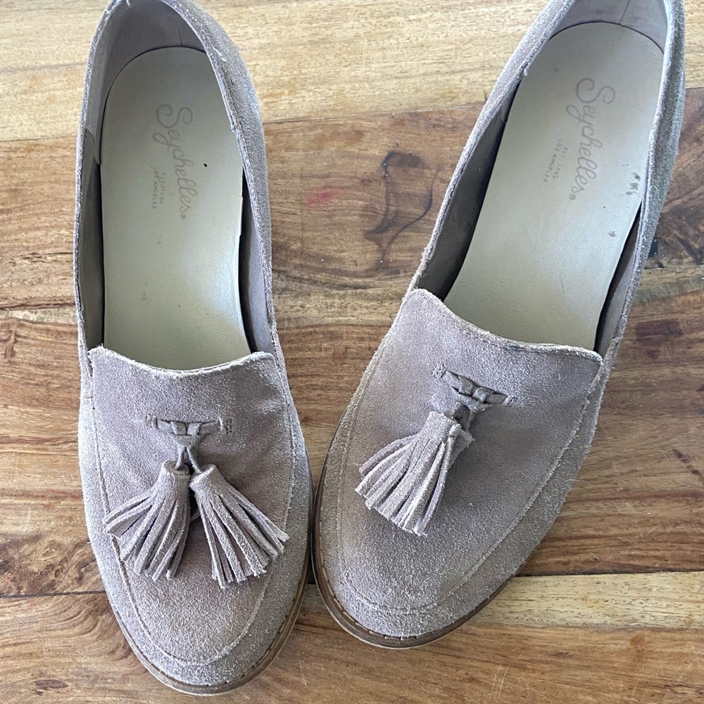 Seychelles Taupe Suede Tassel Block Heel Mules - Picture 2 of 10